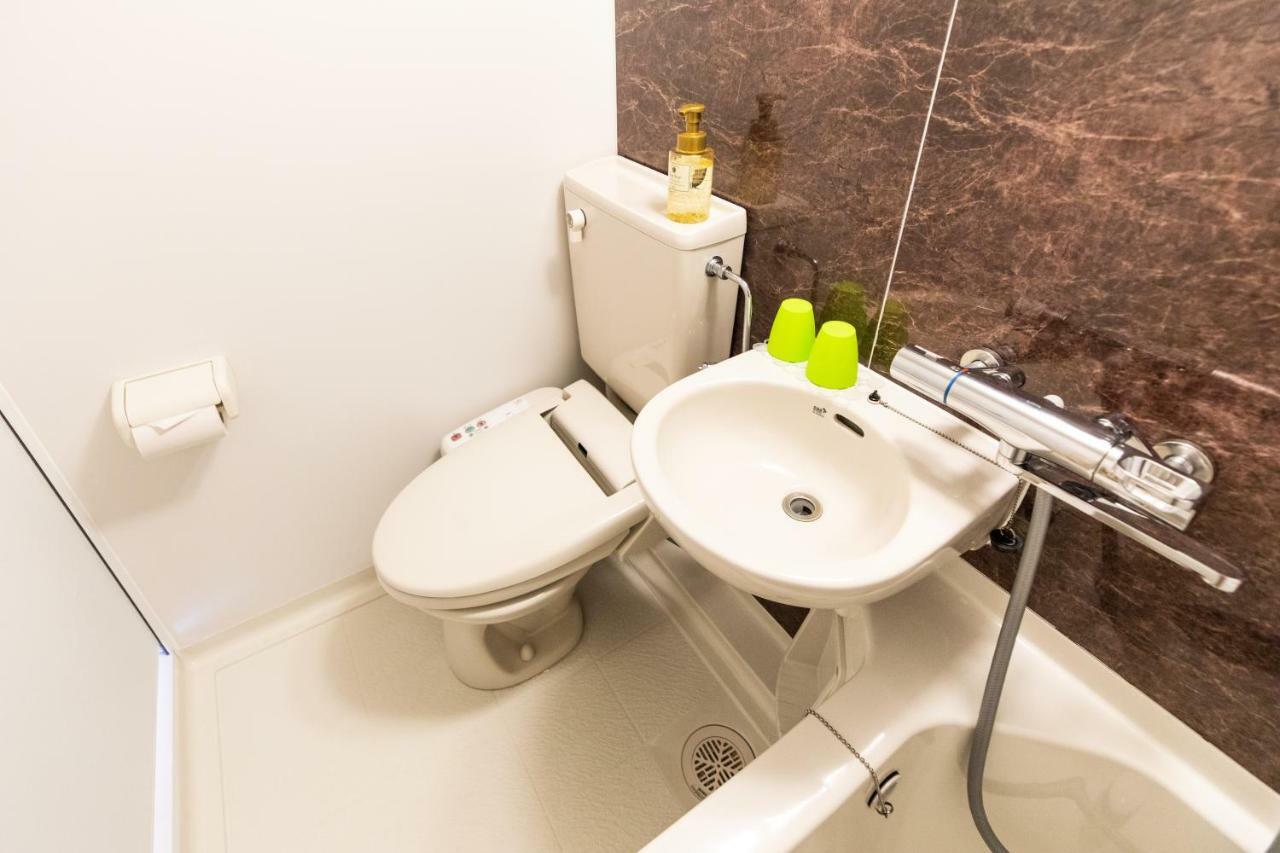 N'S Portside Tomari Aparthotel Naha Bagian luar foto